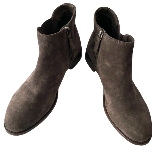 Johnston & Murphy suede boots - Picture 4 of 11